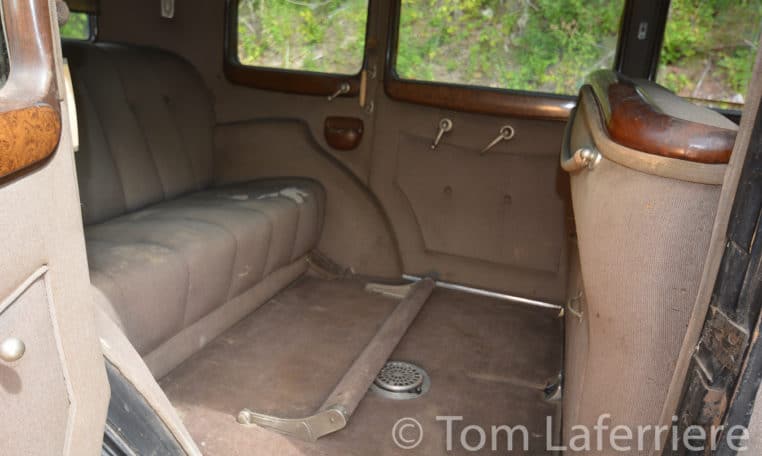 1934-Packard-1105-7-Passenger-Touring-Sedan-350-762x456.jpg